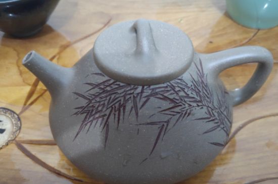 沖泡肉桂用紫砂壺還是蓋碗，武夷巖茶肉桂可以用紫砂壺沖泡嗎？