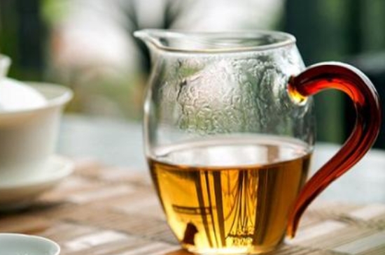 福鼎白茶能長時(shí)間悶泡嗎，老白茶可以悶著喝嗎？