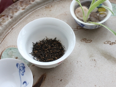 喝茶的好處和壞處分別是什么，長(zhǎng)期喝茶有什么危害？