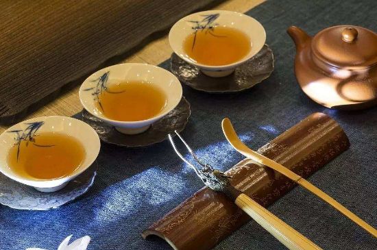 哪些茶適合泡功夫茶，功夫茶應(yīng)該配什么茶葉