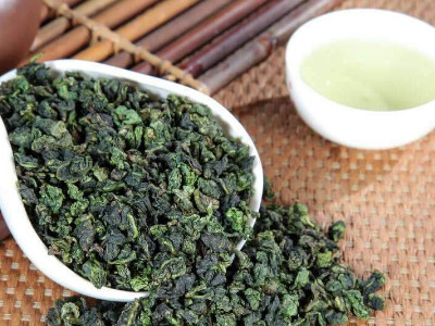 鐵觀音的泡法，水溫100°C最佳第一泡不能喝