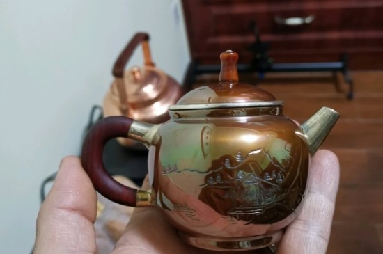 常見的七大材質(zhì)的茶具優(yōu)缺點，用什么材質(zhì)的茶具泡茶最好？