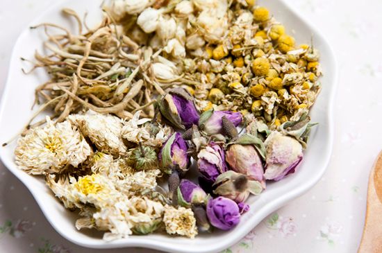 祛濕最有效的泡花茶，濕氣重適合泡什么花茶？