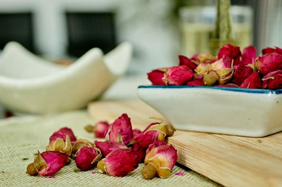 干玫瑰花泡水放幾顆，玫瑰花泡水一次放幾朵？