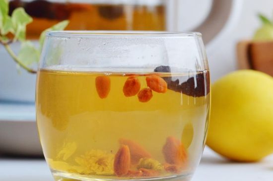 菊花茶的最佳搭配有哪幾樣，菊花茶和什么搭配喝效果好？