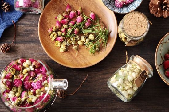 茉莉花和什么在一起喝好，茉莉花喝什么茶搭配？