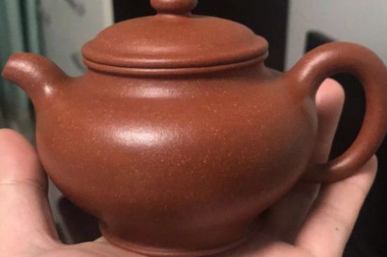 正宗紫砂壺多少錢一套，一套正宗宜興紫砂壺什么價(jià)格