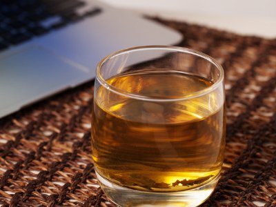 女孩喝茉莉茶的好處，茉莉花茶女生喝好嗎？