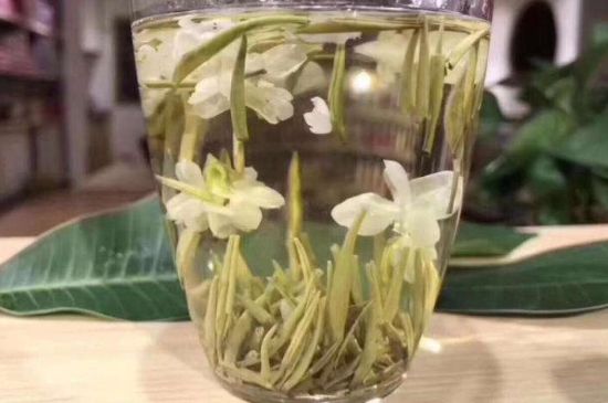 茉莉銀針屬于什么茶，茉莉銀針適合什么人喝？