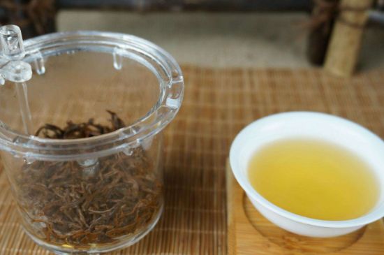 300塊錢的金駿眉能喝嗎，兩三百多金駿眉和一千多區(qū)別