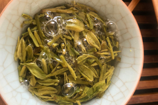 什么綠茶茶葉唇齒留香，哪個(gè)品種綠茶香氣好？