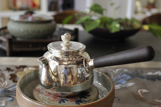 黑茶用什么壺煮最好，黑茶用什么煮效果好？