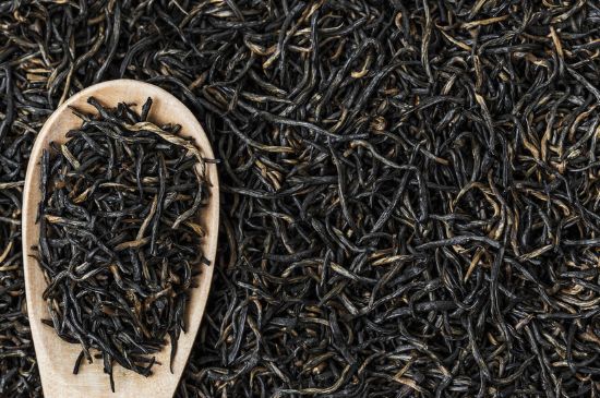 紅茶放置10年還能喝嗎，多年過期紅茶居然還能喝？