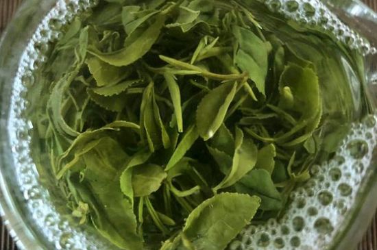 綠茶放了三年還能喝嗎，綠茶放久了喝了會怎樣