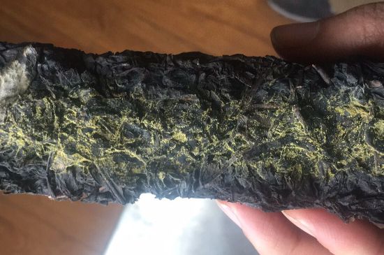 怎么知道涇渭茯茶是否變質(zhì)，茯磚茶金花和發(fā)霉的區(qū)別