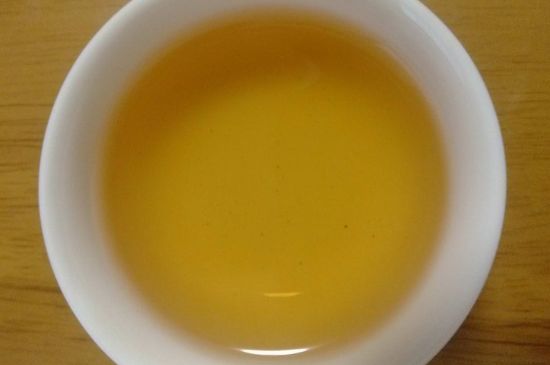 肉桂茶和大紅袍哪個貴，武夷山肉桂與大紅袍的價格比較