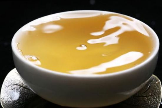 綠茶加重濕氣？濕氣體質(zhì)寒的人能喝綠茶嗎