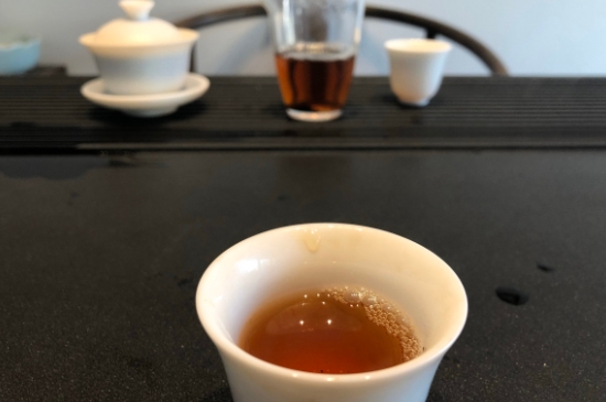 為什么喝巖茶會上火，巖茶喝多上火怎么辦？