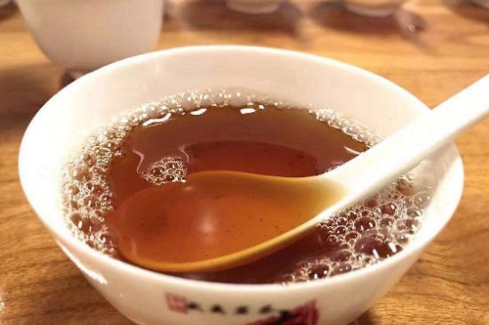 肉桂茶和大紅袍哪個貴，武夷山肉桂與大紅袍的價格比較