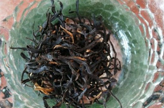 女人晚上喝紅茶好嗎，女人紅茶啥時候喝最好？