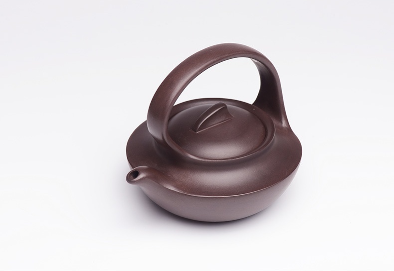 提梁精美紫砂壺，創(chuàng)意手工紫砂壺